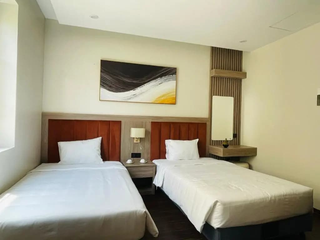 Seasun Hotel Ha Long - photo 8