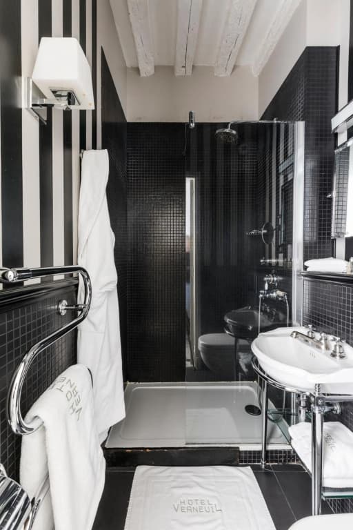 Hotel Verneuil - photo 30