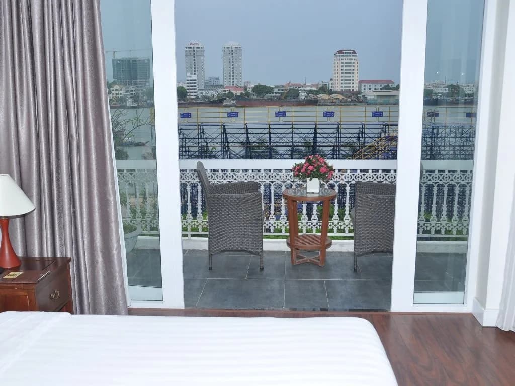 Han River Hotel - photo 8