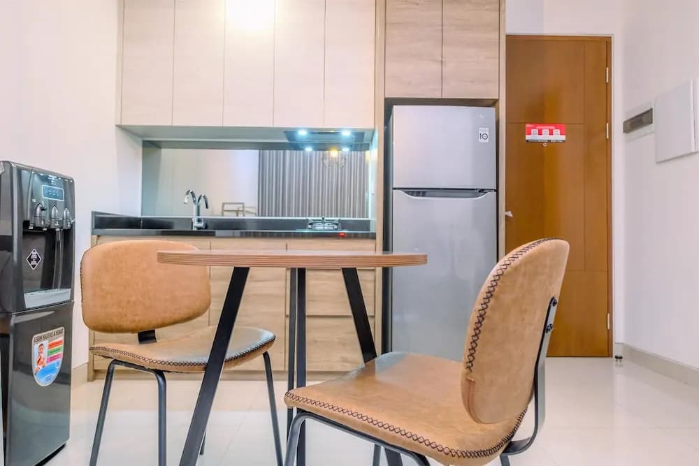 Best Homey And Nice 1Br At Ciputra World 2 Apartment - photo 23