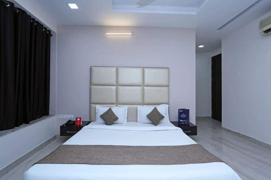 Blessings Inn by OYO Rooms - photo 2