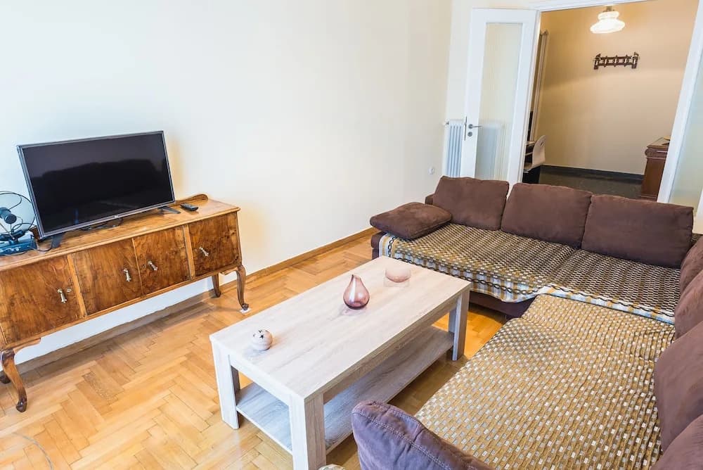 Cozy Central Apartment - photo 4