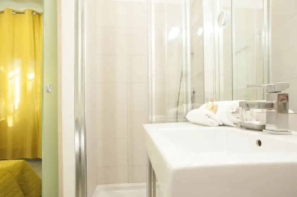 Rome As You Feel - Viminale Apartment - photo 8