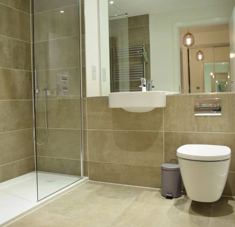 2 Bedroom Flat in Park Royal - photo 12