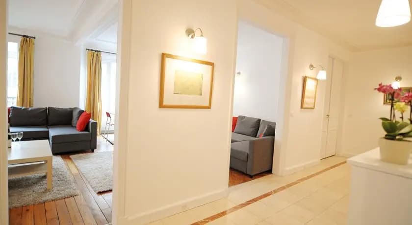 Eiffel Tower Flat 888 - photo 3
