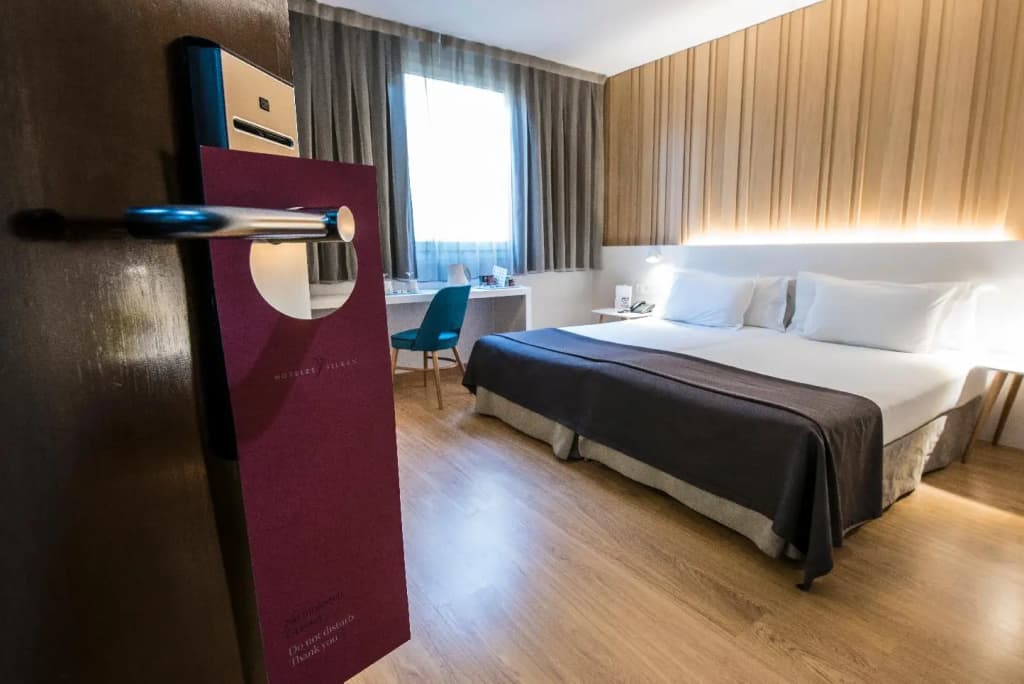 Hotel Silken Ramblas - photo 6