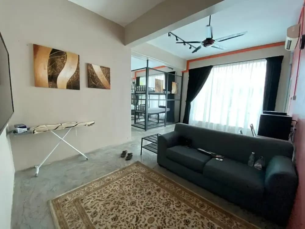 Dwj Backpacker Hostel - photo 6