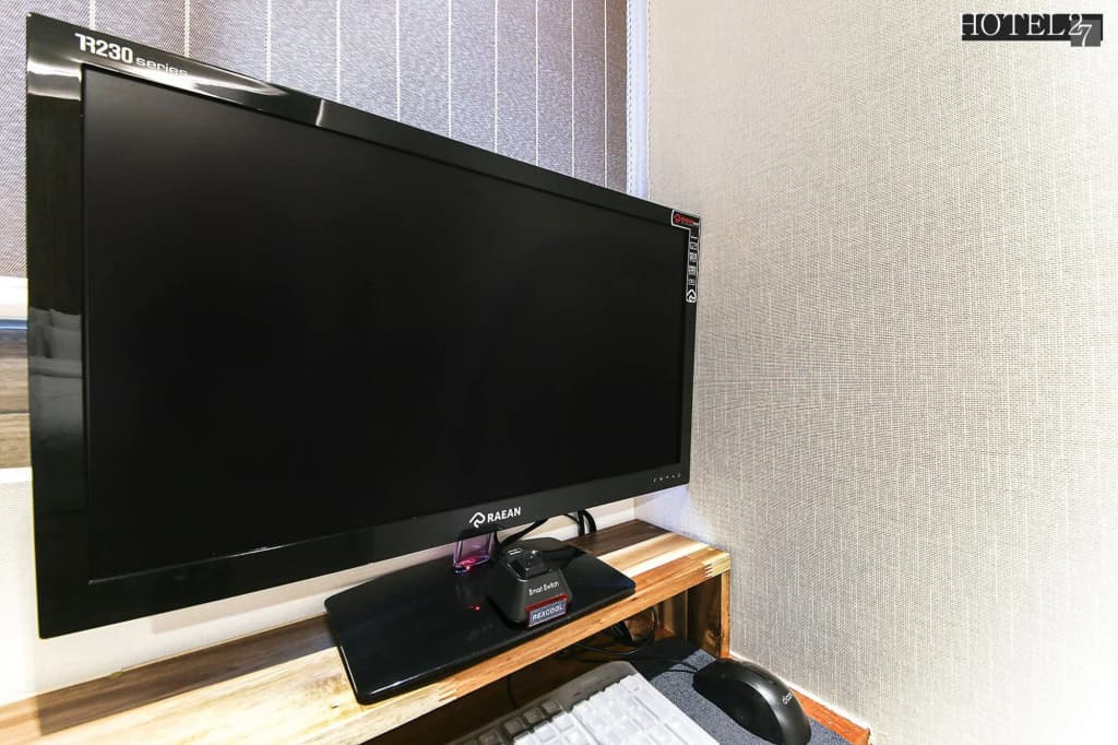 Hotel27 - photo 4