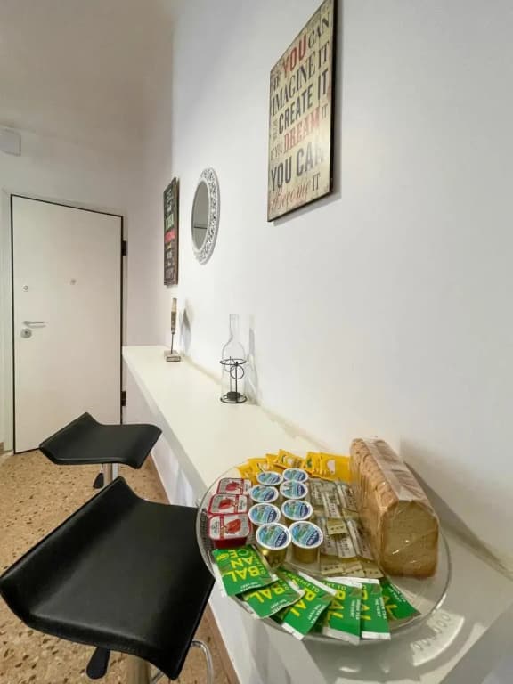 SOHO Vibrant 55sqm apt in Athens - photo 16