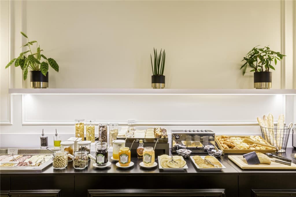 Best Western Premier Hotel Roosevelt - photo 14