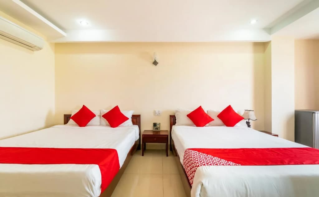 Hoa Binh Hotel - photo 2