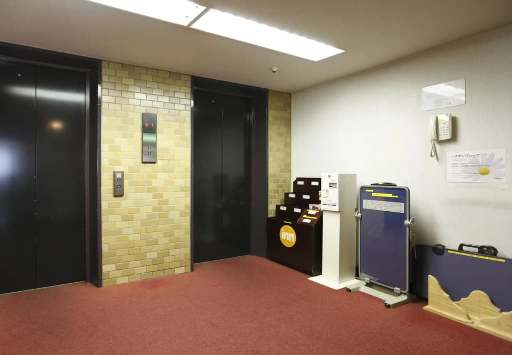 Tokyo Inn - photo 17