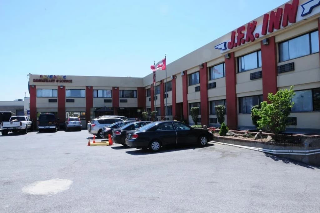 JFK Inn - photo 15