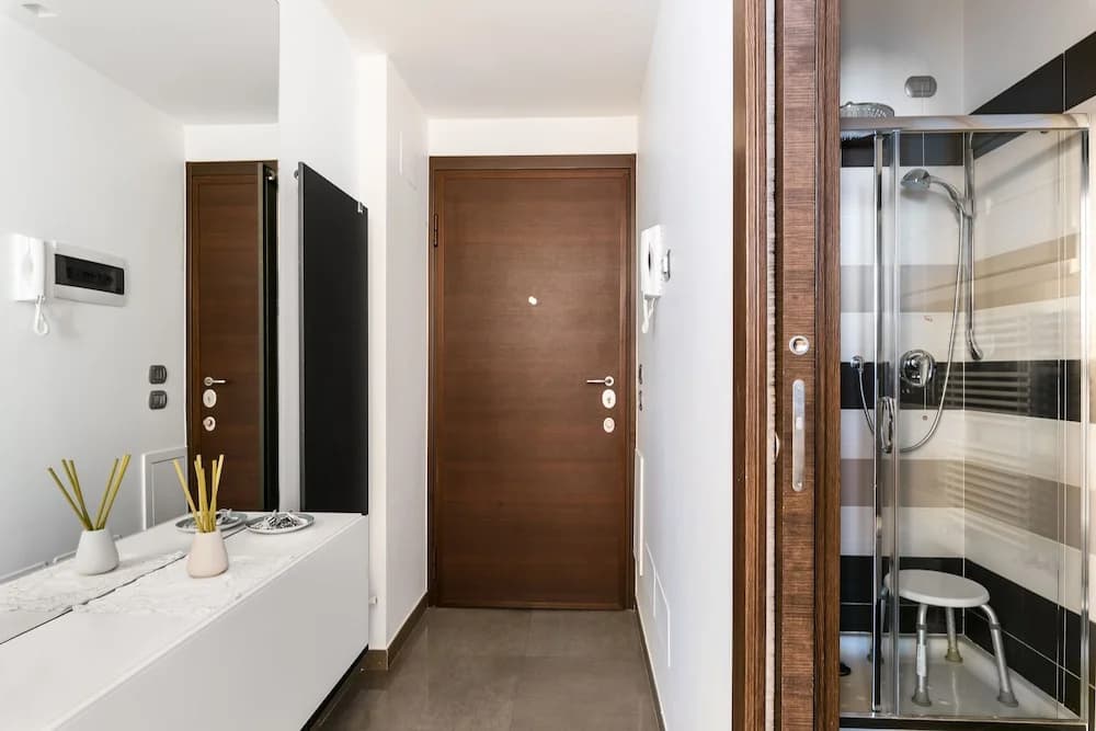 Modern New Apartment - Bocconi - photo 2