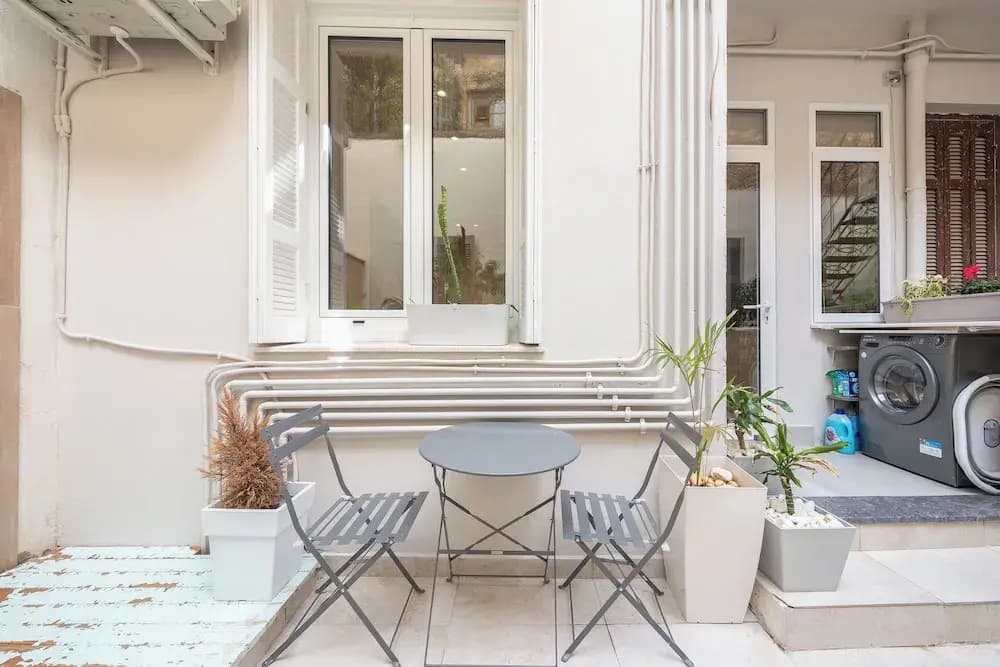 Stunning Design 1BR  Secret Garden - photo 5
