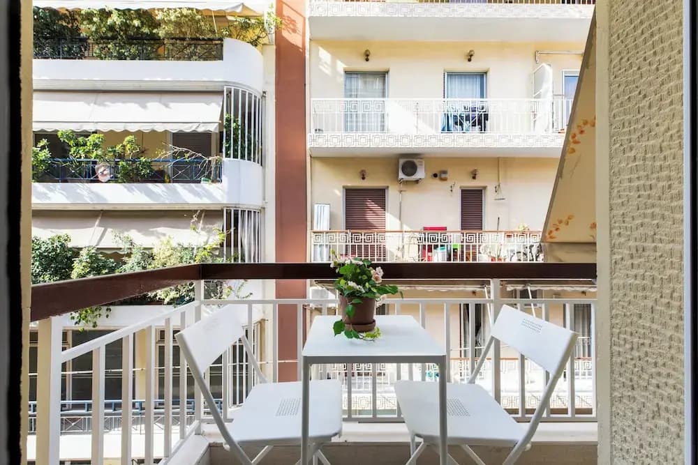 Les Nuances de Blue 1-BR Apt in Athens - photo 16