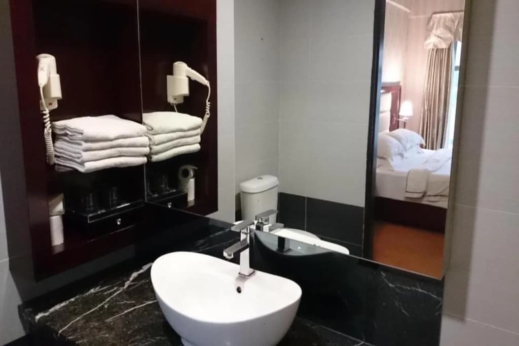 Pariss Hotel Johor Bahru - photo 9