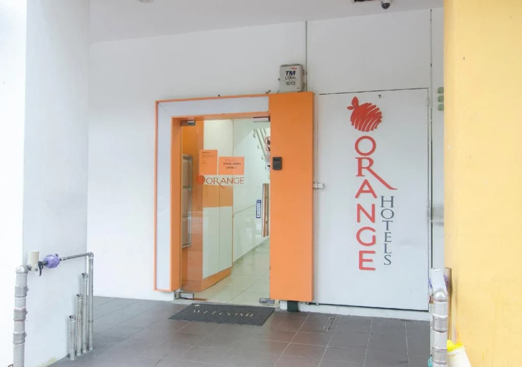 1 Orange Hotel Sungai Buloh - photo 12