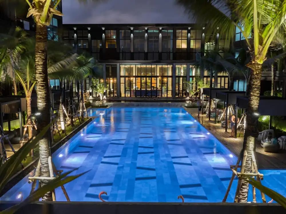 Secret Saturdays Pool Suite - photo 14