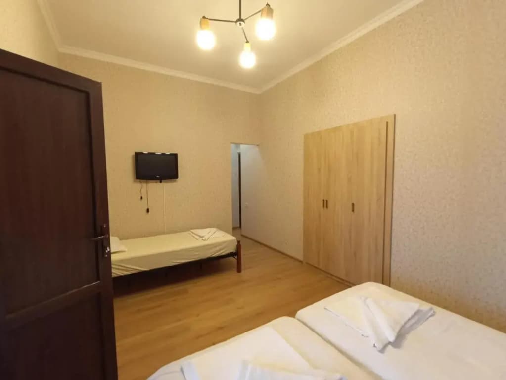 Hotel Guri - photo 2