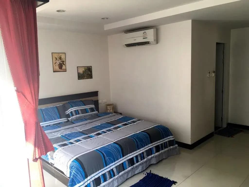 Young House - photo 10
