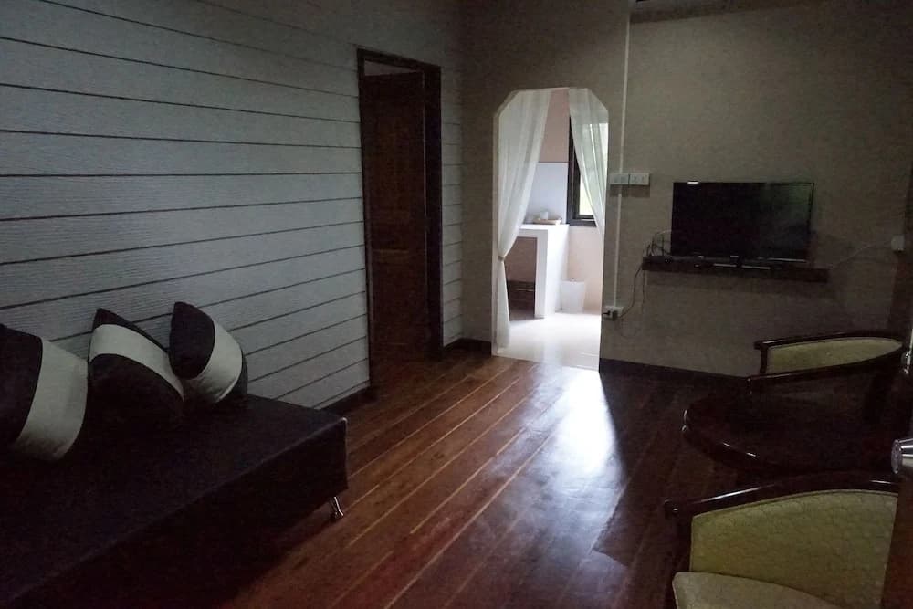 KiriRaya - photo 2