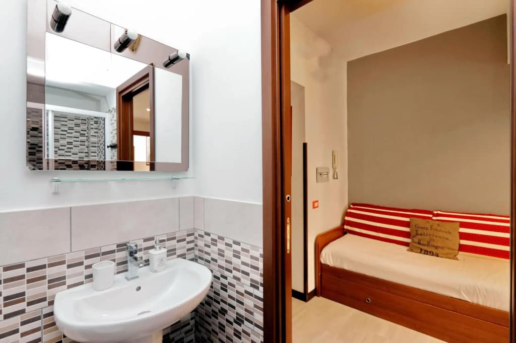 4bnb - Cavour Square Apartment - photo 2