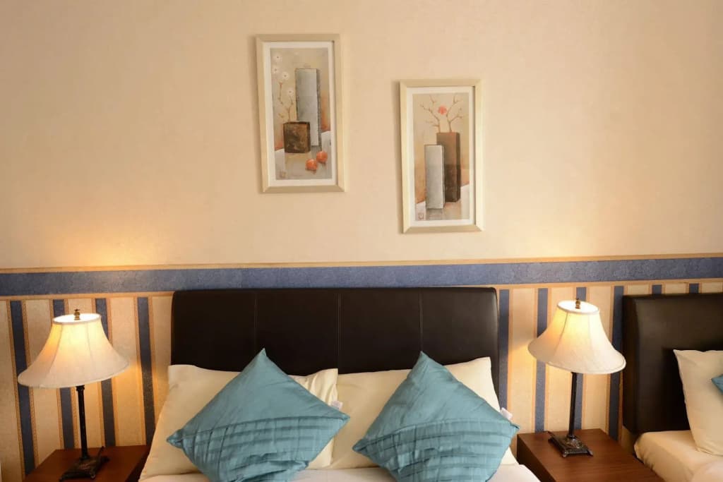 The Thistle House - photo 3