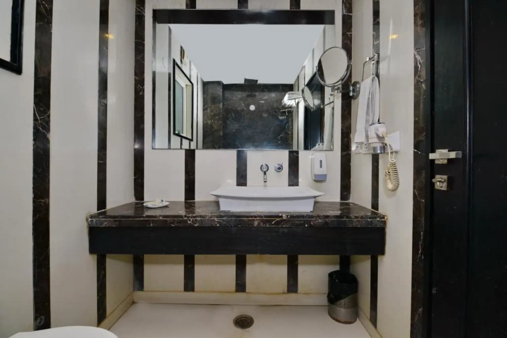 Hotel Krishna - photo 45