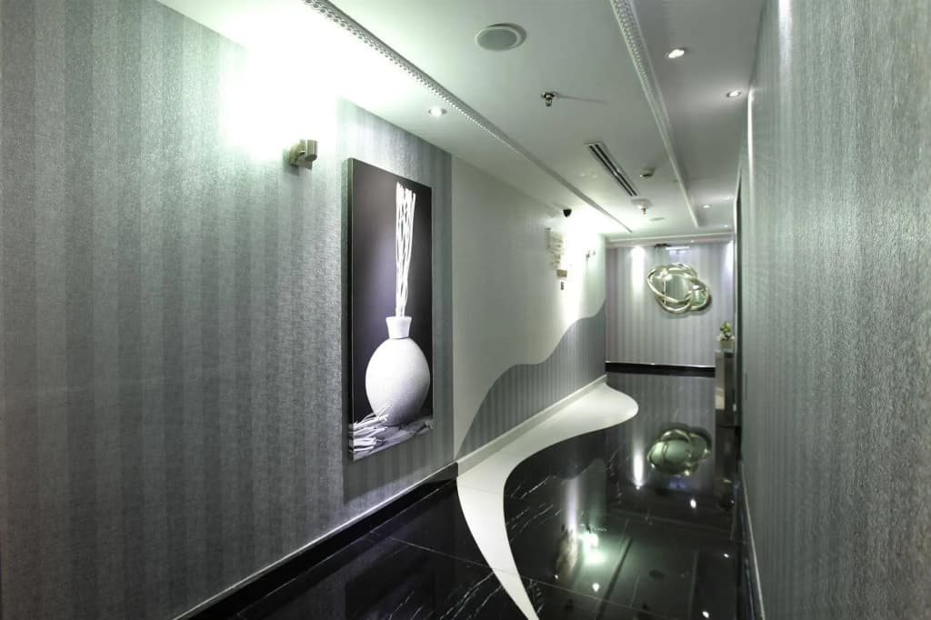 Broadway Hotel - photo 10