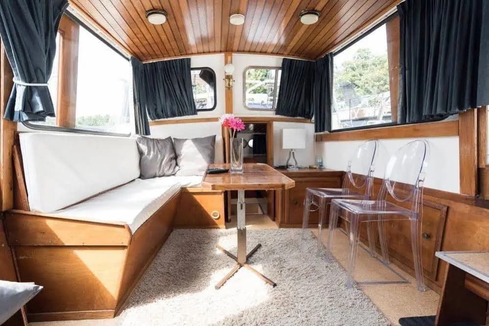 Authentic Houseboats Amsterdam - photo 3