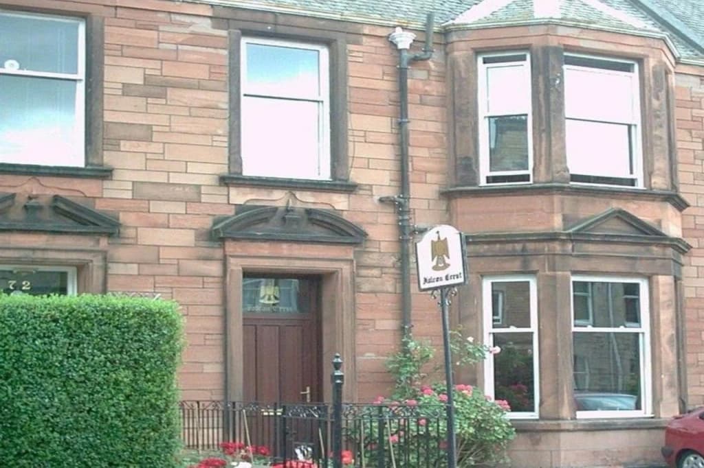 Falcon Crest Guest House - main photo