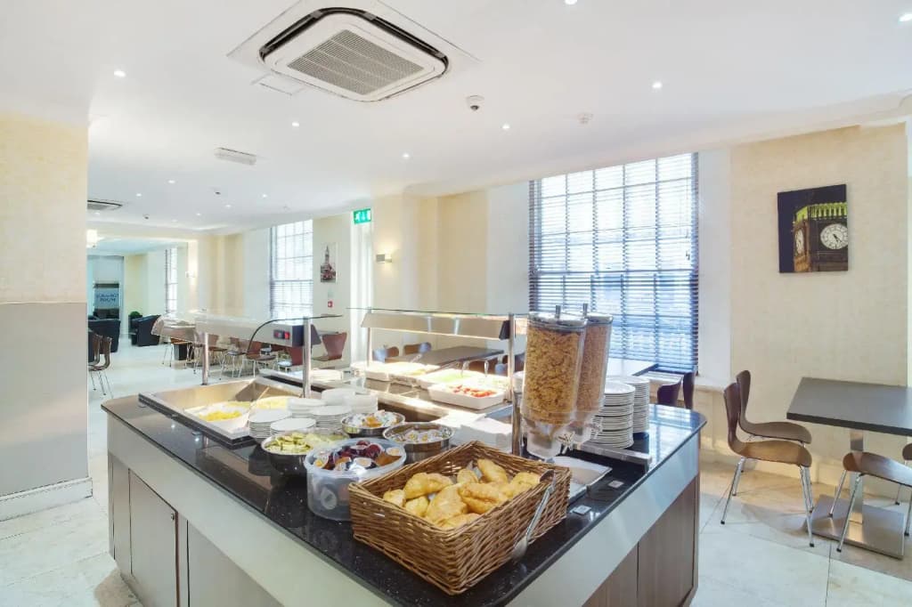 Queens Park Hotel - photo 27