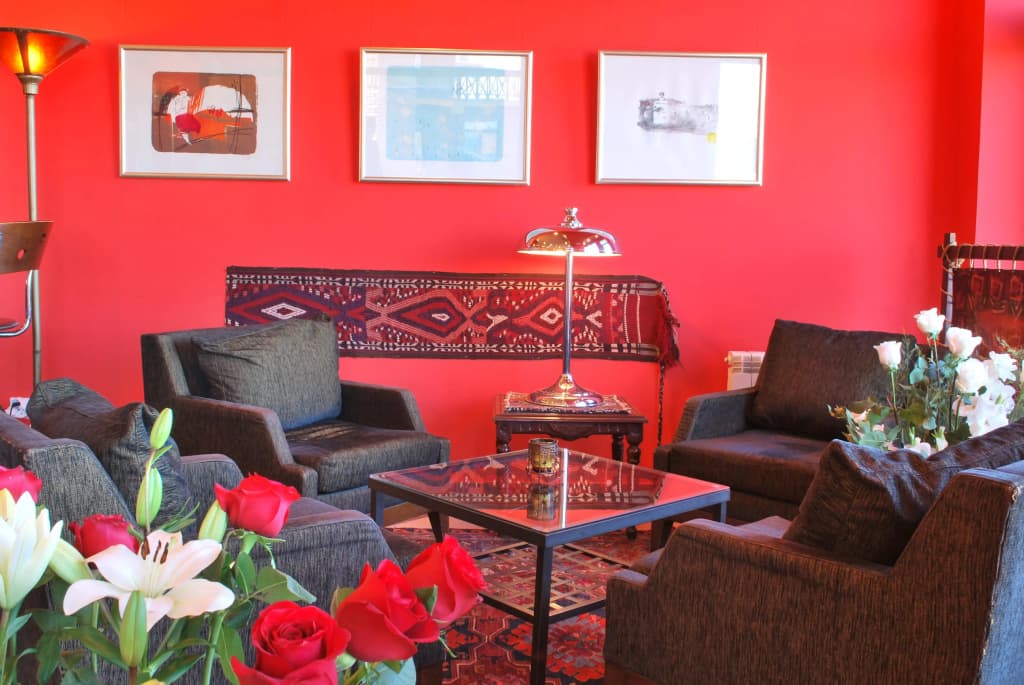 Betsy's Hotel - photo 13