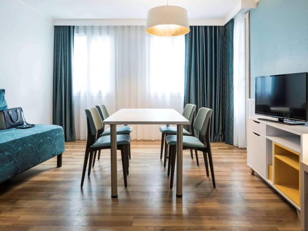 Aparthotel Adagio Paris Montmartre - photo 4