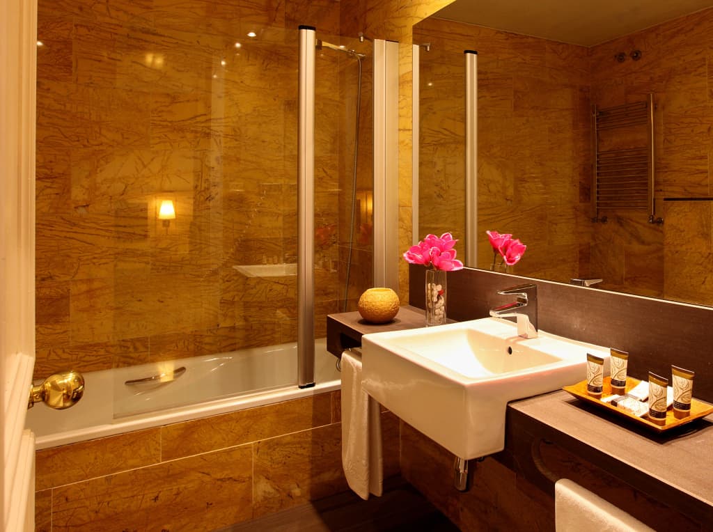 Nouvel Hotel - photo 9
