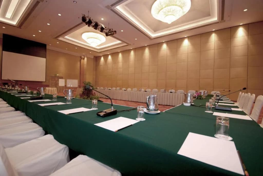 Berjaya Waterfront Hotel - photo 37