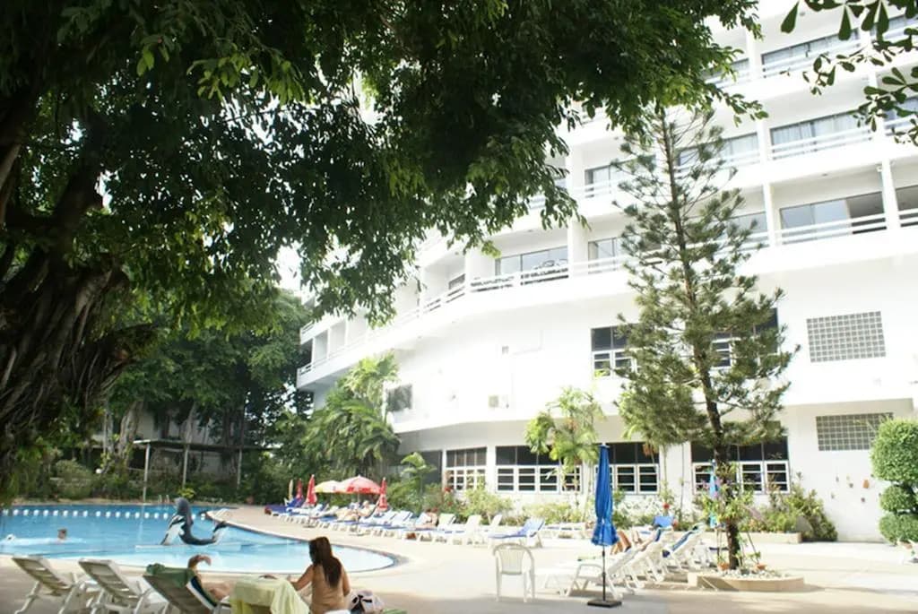 Royal Palace Hotel Pattaya - photo 16