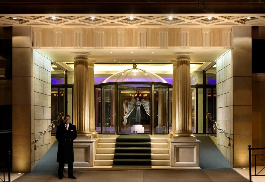 Royal Olympic Hotel - photo 18
