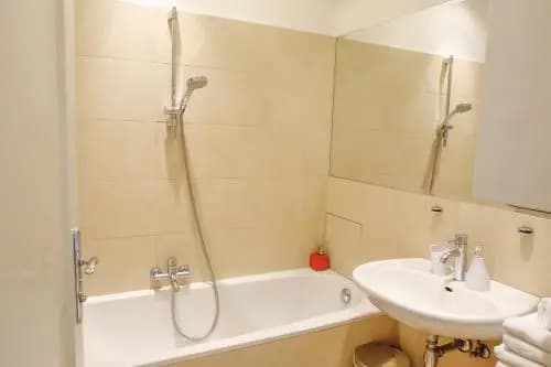Prestige Vienna Apartment - photo 2