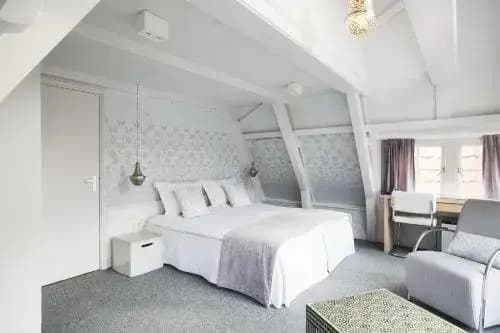 T Hotel - photo 19
