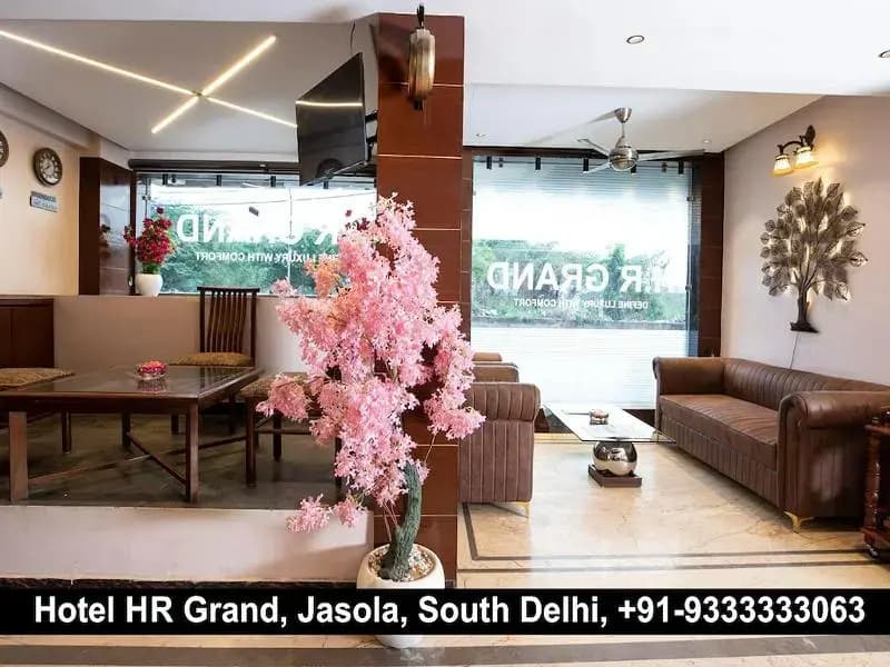 HR Grand Hotel - photo 14