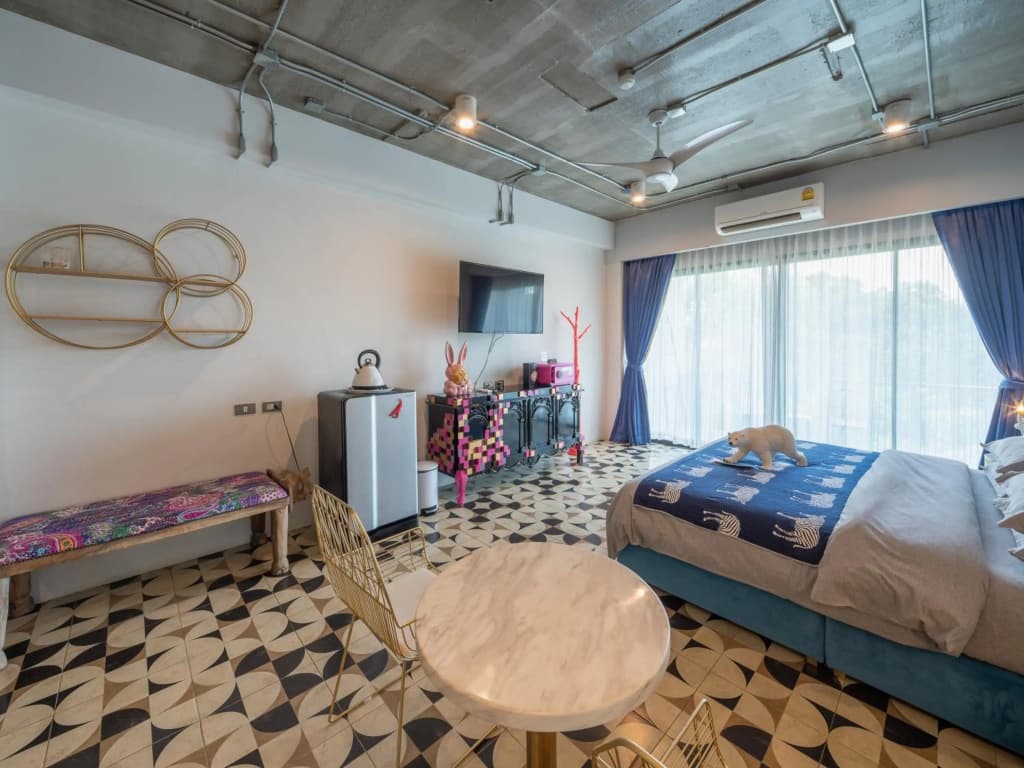 River Art Hotel - photo 4
