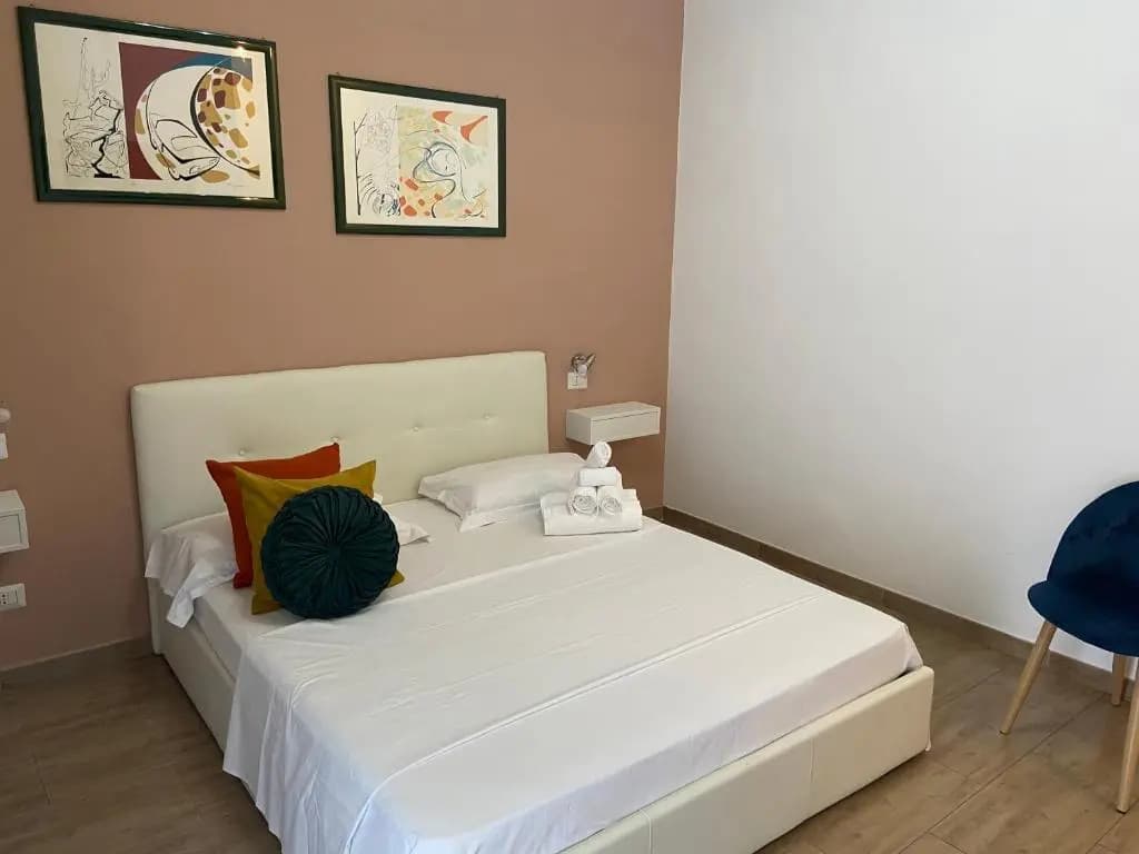 Juna's Guest House - photo 12