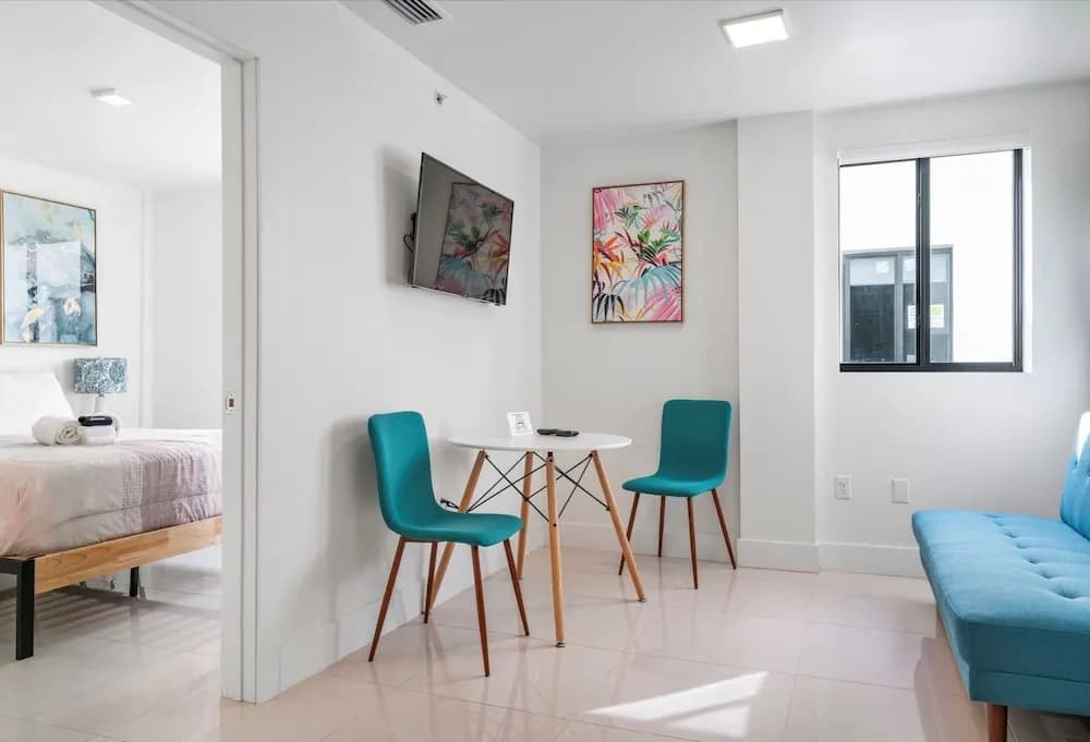 Miami Suite 303 - photo 10