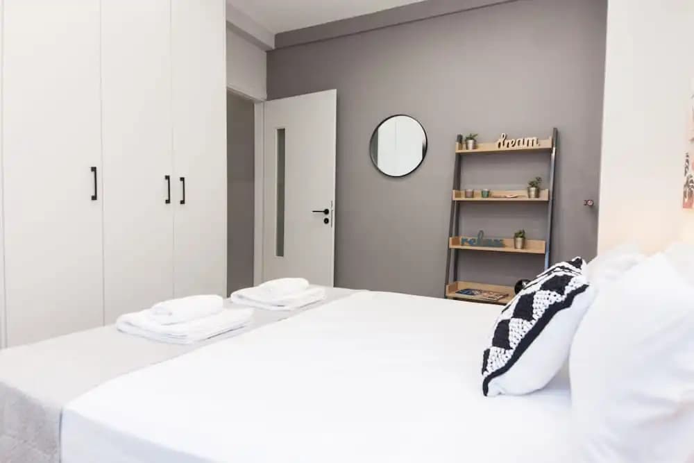 Renovated Gem in Zografou - photo 6