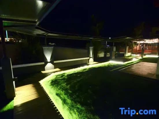 Puteri Indah Homestay - photo 7
