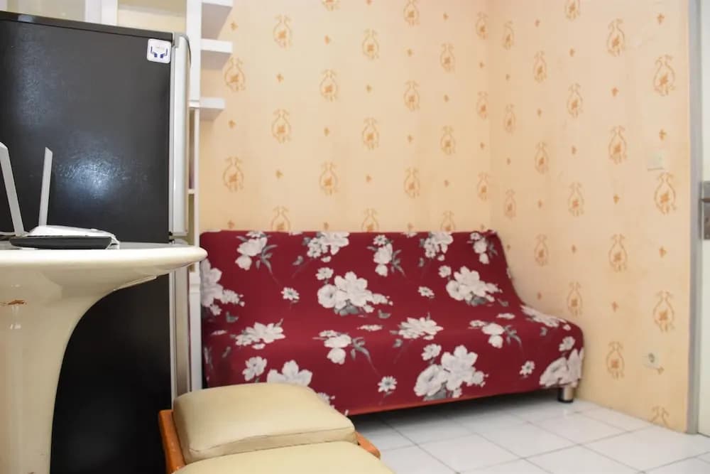 Homey 1Br At Menteng Square Apartment - photo 4
