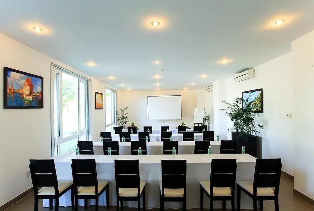 Paragon Villa Hotel - photo 20