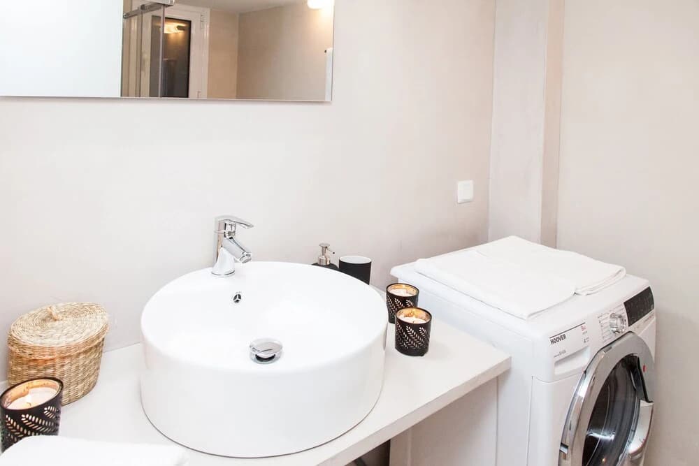 Modern Glamorous Apt in Athens DT - photo 6